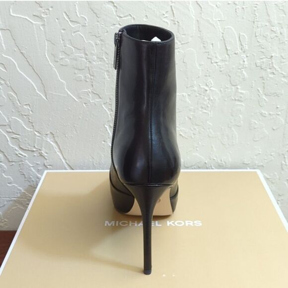 NIB Michael Kors Rue Stiletto Bootie - Black Leather - Picture 11 of 12